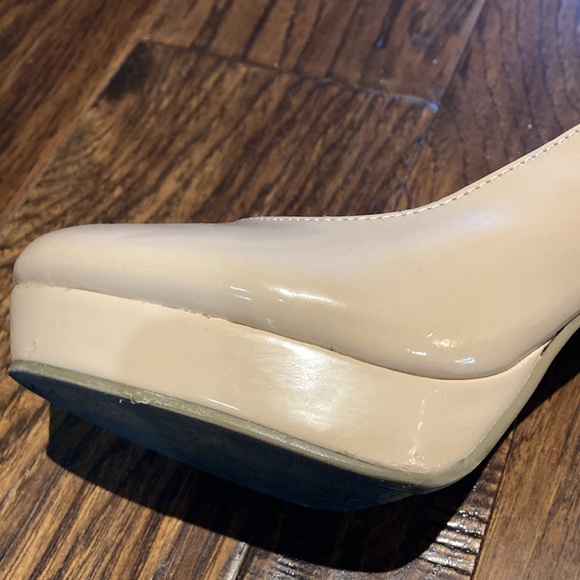 Unlisted by Kenneth Cole Nude Shiny Patent Leather Heels - Picture 7 of 9